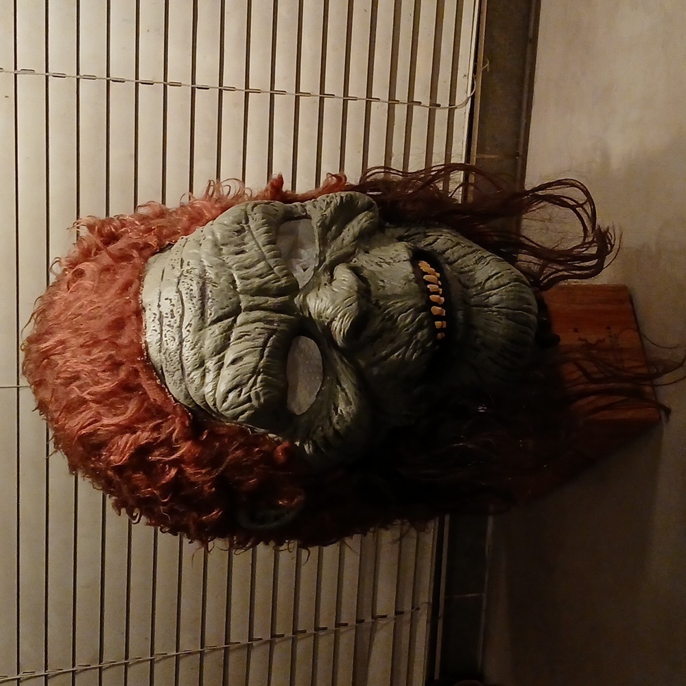Gorilla Sasquach Adult Halloween Mask